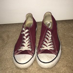 Converse men's 9 women's 11